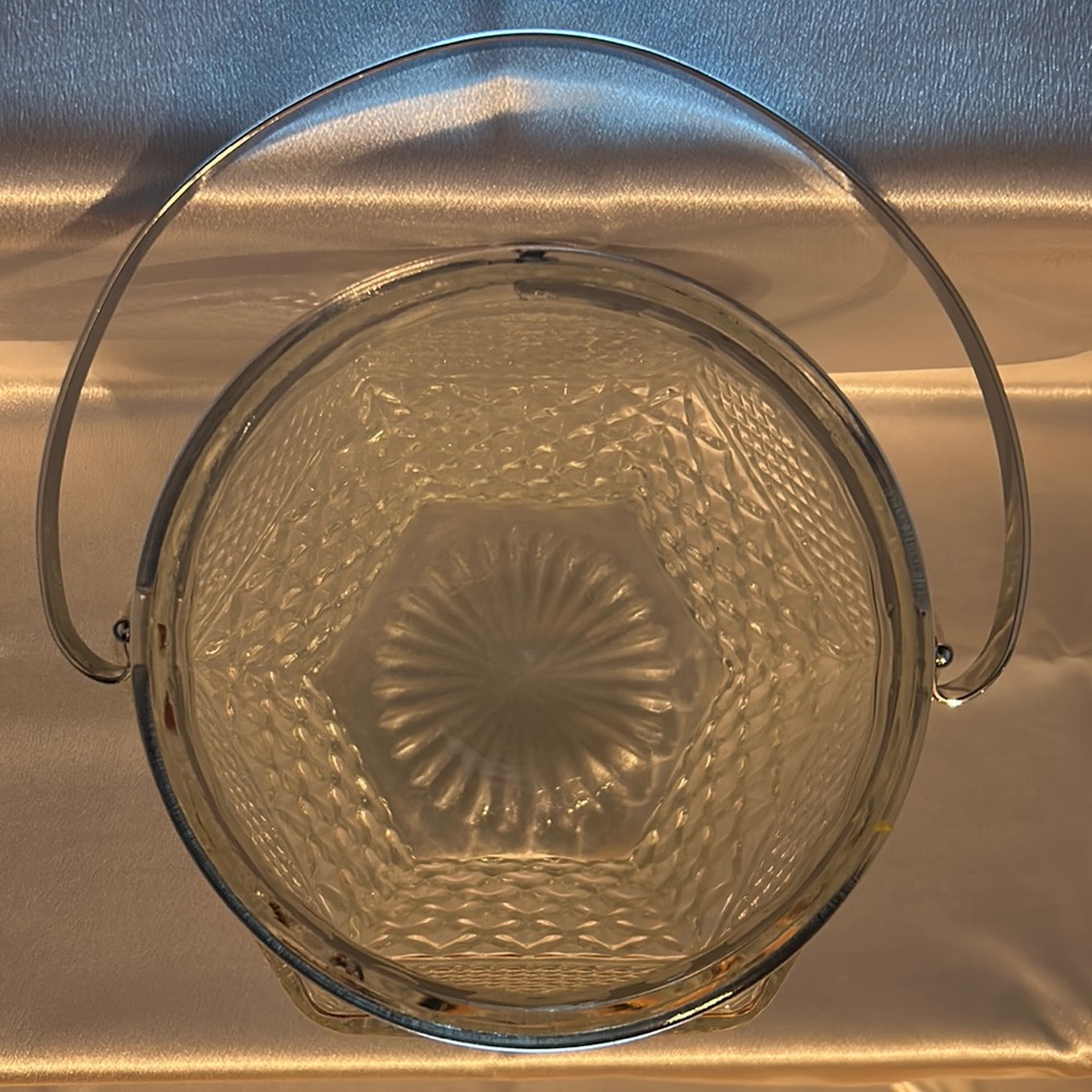 Vintage Anchor Hocking Wexford Glass Ice Bucket with Lid & Tongs Diamond Shaped - Picture 9 of 12
